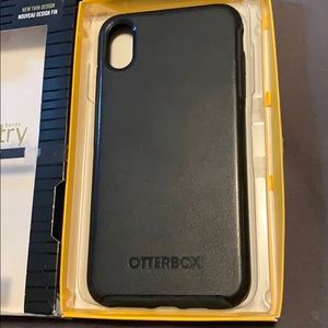 iPhone Xs Max OtterBox Case